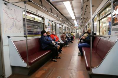 С 1 ноября пассажиров киевского метро без сертификата будут штрафовать на 17 тысяч