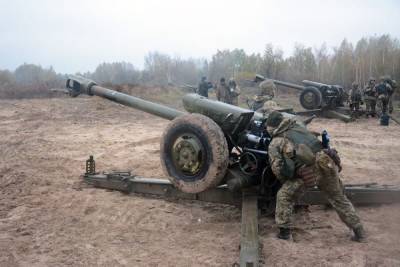 ВСУ обстреляли два посёлка ДНР из крупнокалиберной артиллерии