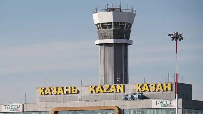 Самолет экстренно сел в Казани из-за плохого самочувствия пассажира