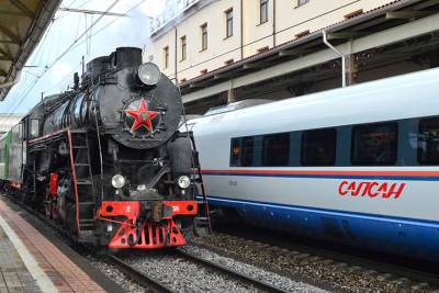 По Тверской области продолжает курсировать ретропоезд