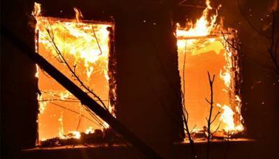 Масштабный пожар на карибском острове уничтожил более 200 домов