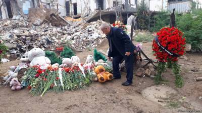 Представители НПО посетили территории в Гяндже, разрушенные в результате ракетных ударов Армении (ФОТО)