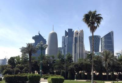 «Спутник V» одобрили в Катаре для прибывающих в страну туристов - vm.ru - Катар