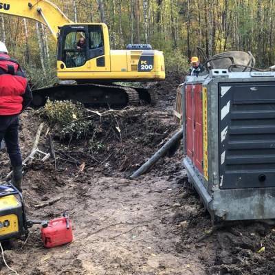 Авария на Большом Невском водоводе оставила без воды 35 тысяч человек