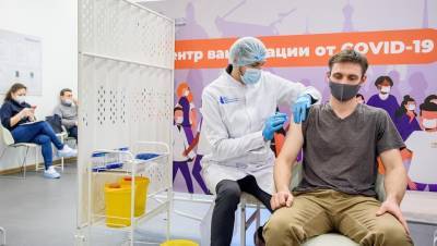 В Петербурге более 30% жителей завершили цикл вакцинации от коронавируса