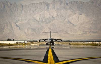 В Афганистане на авиабазу Баграм прилетели неизвестные военные самолёты