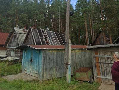 Решаем вместе: в ухтинском поселке Боровой демонтировали аварийно опасную опору ЛЭП