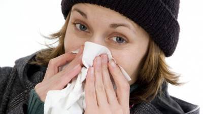 О каких болезнях говорит цвет выделений из носа при насморке?