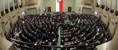 Сенат Польши одобрил строительство стены на границе с Беларусью