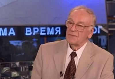 На 90-м году жизни умер диктор Игорь Кириллов