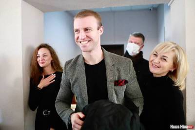 Политзаключенный Антон Беленский вышел на свободу после отбытия наказания