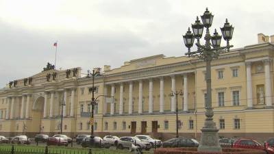 Ровно 30 лет состоялось первое рабочее совещание Конституционного суда России