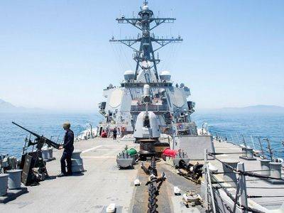 Российский флот следит за эсминцем США в Чёрном море