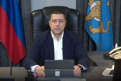 Михаил Ведерников посоветовал провести нерабочие дни дома и на даче