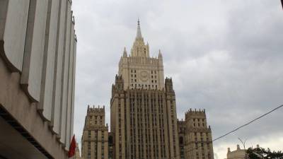 МИД России: вопросы с предоставлением QR-кодов дипломатам рассматриваются персонально