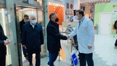 В торговых центрах Петербурга повысят мощности пунктов вакцинации
