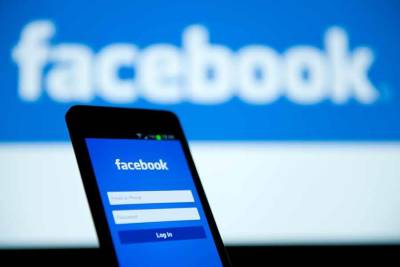 ФССП начала принудительное взыскание штрафов с Facebook