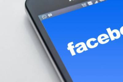 Российские приставы принялись принудительно взыскивать штрафы с Facebook