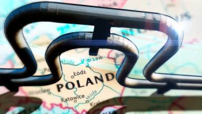 Политолог Корейба объяснил значение сигналов от Польши «Газпрому»