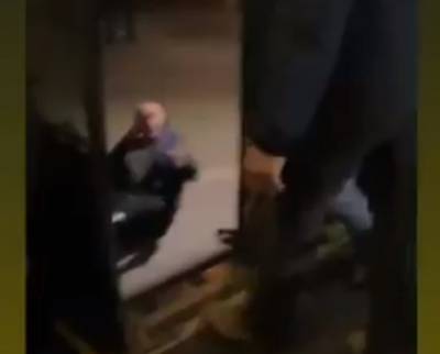 Дебошира выкинули из автобуса в Липецке (видео)