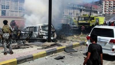 РИА Новости: заминированная машина взорвалась в районе аэропорта в йеменском Адене