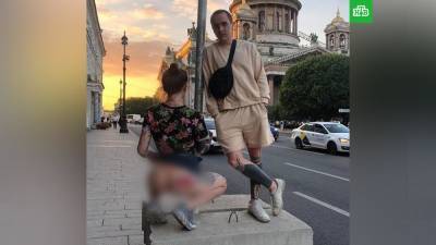 В Петербурге девушка устроила фотосессию в трусах на фоне Исаакиевского собора