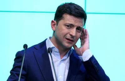 Политолог Погребинский заявил, что президент Украины Зеленский «истерит» из-за того, что начинает терять поддержку Запада