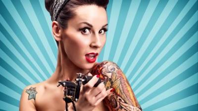 О каких психологических проблемах могут говорить татуировки на теле человека