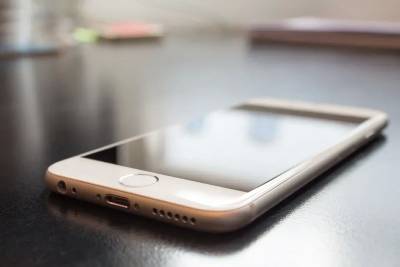 16-летний новосибирец попал под суд за разбойное нападение на школьников ради смартфонов