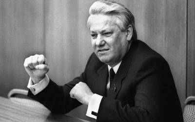 «Накинули мешок на голову»: тайна похищения Ельцина в 1989 году - Русская семерка