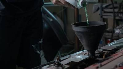 Как выбирать моторное масло: типы, вязкость и маркировка