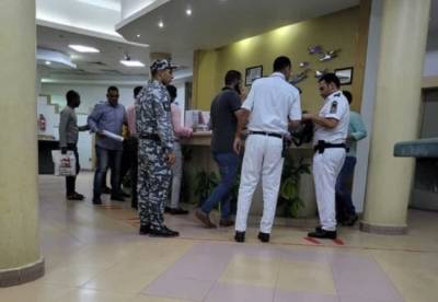 «У всех высокая температура и тошнота»: 40 российских туристов отравились в отеле Хургады