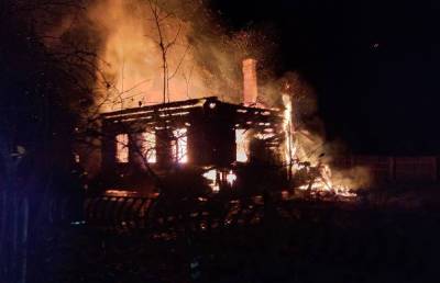 Ночью в Смоленской области в пожаре погиб человек