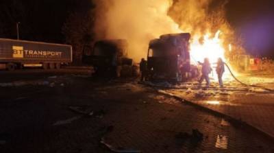 Взрыв на АЗС в Харьковской области: пожар продолжается уже третий день
