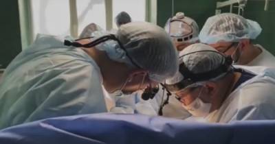 Жена отдала свою почку мужу. В Херсоне провели уникальную операцию по пересадке органа - focus.ua - Украина - Киев - Херсон