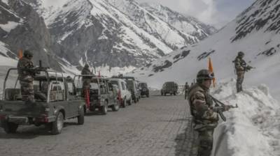 Борьба за Гималаи: Индия наращивает военную группировку на границе с Китаем