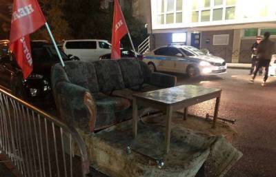 Водитель дивана в Сочи оштрафован за отсутствие ремней безопасности