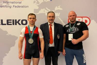 Воронежец завоевал «серебро» на первенстве мира по пауэрлифтингу