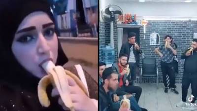 Девушка с бананом будет депортирована из Турции "за провокацию"