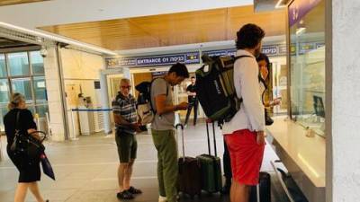 Въезд в Израиль ограничили до 2000 туристов