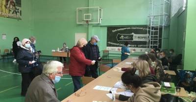 Выборы в Харькове: наблюдатели фиксируют нарушения (видео)