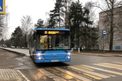 В автобусах Тверской области раздают маски