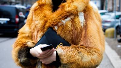 Спрос на меховые изделия в России упал почти на 80%