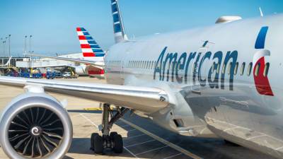 За три дня American Airlines отменила более 1,6 тысячи рейсов