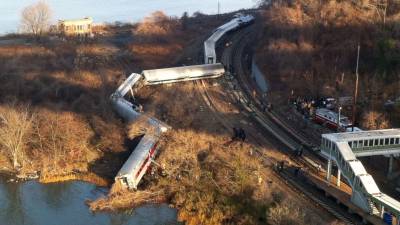 В Великобритании столкнулись два поезда