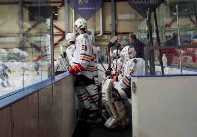 Хоккеисты сахалинского "Кристалла" начали первенство ДФО с победы