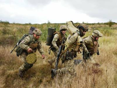 Боевики четыре раза обстреляли позиции ВСУ на Донбассе