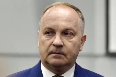 Бывшего мэра Владивостока Гуменюка подозревают в получении взяток на 19,5 миллиона рублей