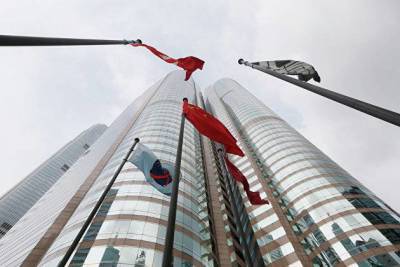 Китайский девелопер Evergrande Group приостановил торговлю акциями на бирже в Гонконге