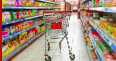 "Пятерочка" и "Магнит" снизили цены на продукты в Подмосковье после предупреждения ФАС